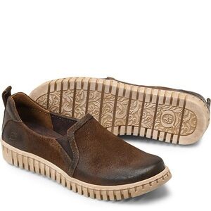 Born Beas Dark Brown Suede Leather Flats 7 NIB $130